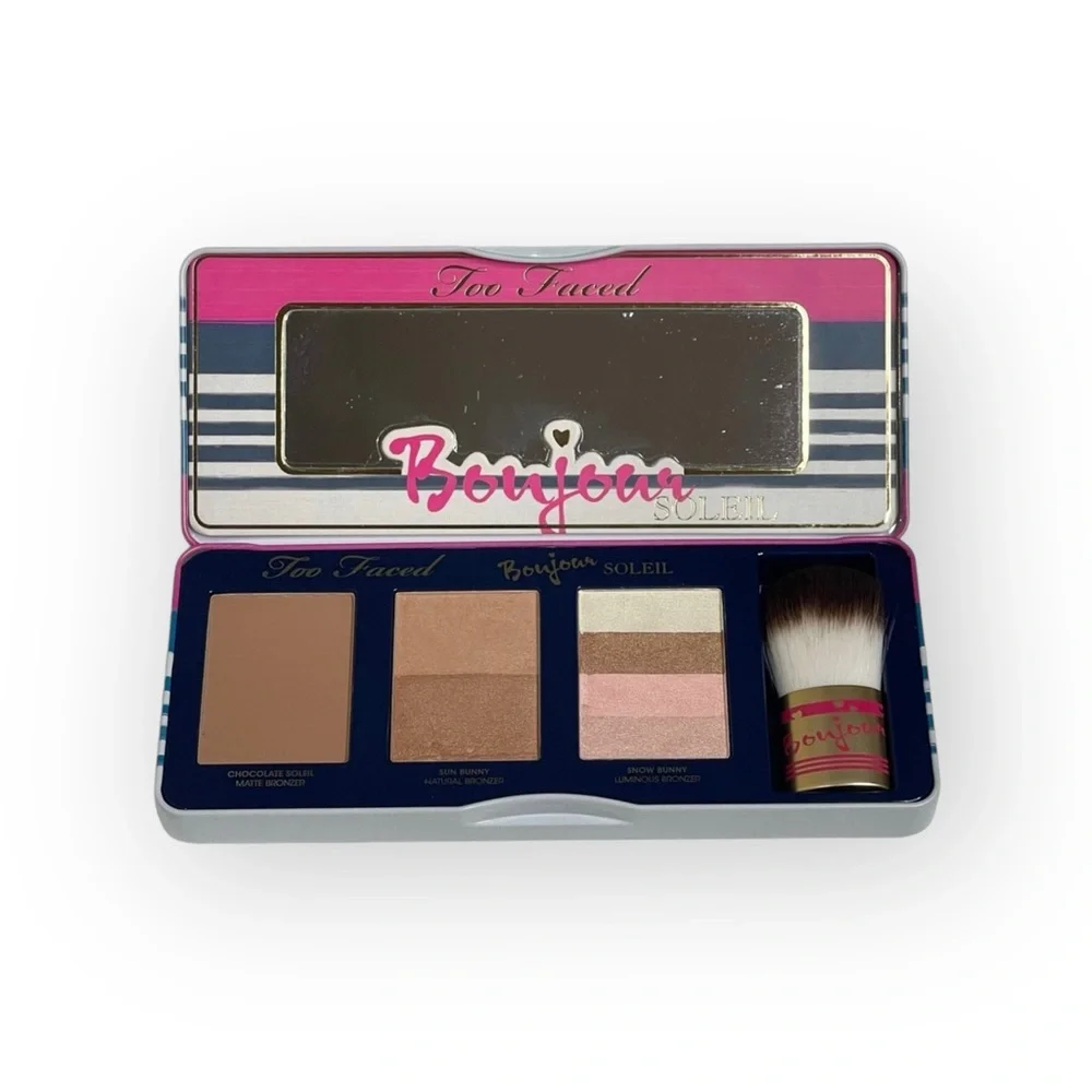 Deadstock: new Too Faced ㋛ Bonjour Soleil Bronzer Wardrobe Palette ㋛ Snow Bunny